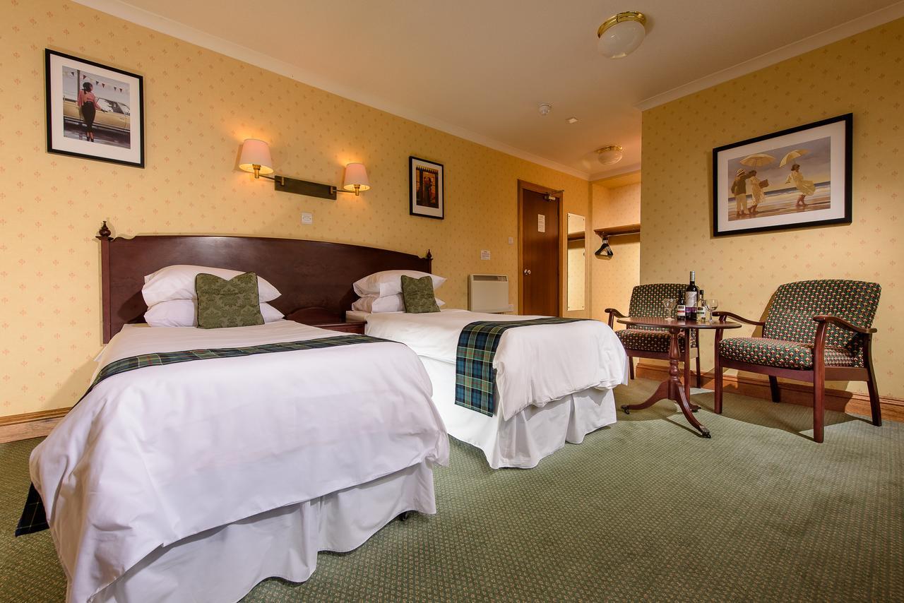 มูทู รอยัล โฮเต็ล Hotel ทินดรัม ภายนอก รูปภาพ