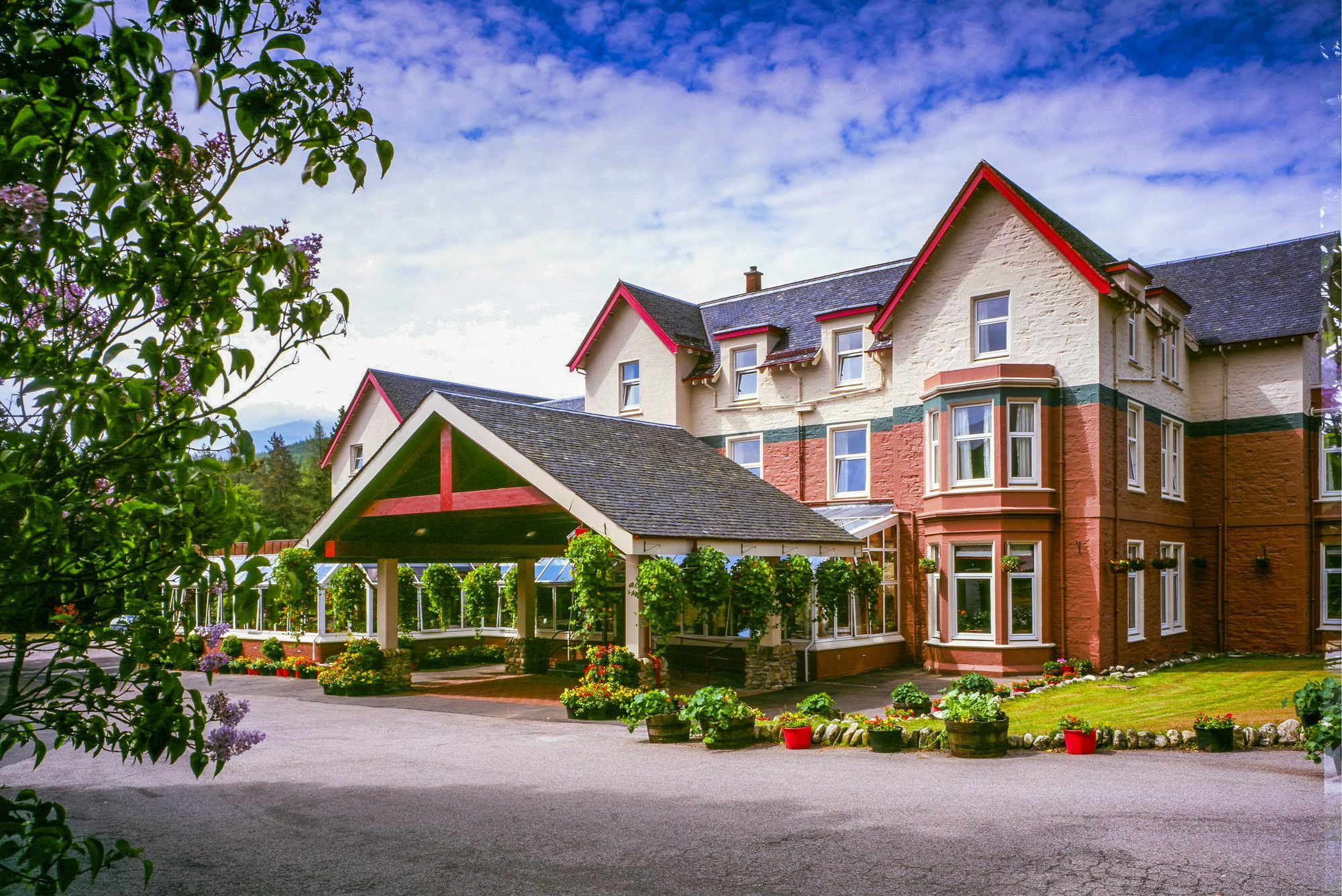 มูทู รอยัล โฮเต็ล Hotel ทินดรัม ภายนอก รูปภาพ